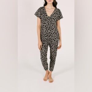 ⭐️ Like new- SMASH & TESS - THE SUNDAY ROMPER in LEXI LEOPARD